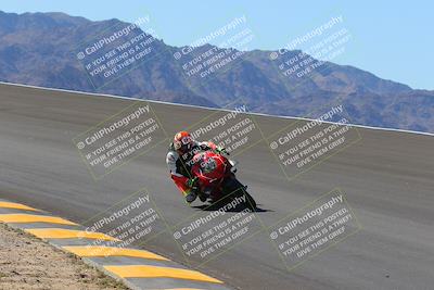 media/Oct-09-2022-SoCal Trackdays (Sun) [[95640aeeb6]]/Bowl (1015am)/